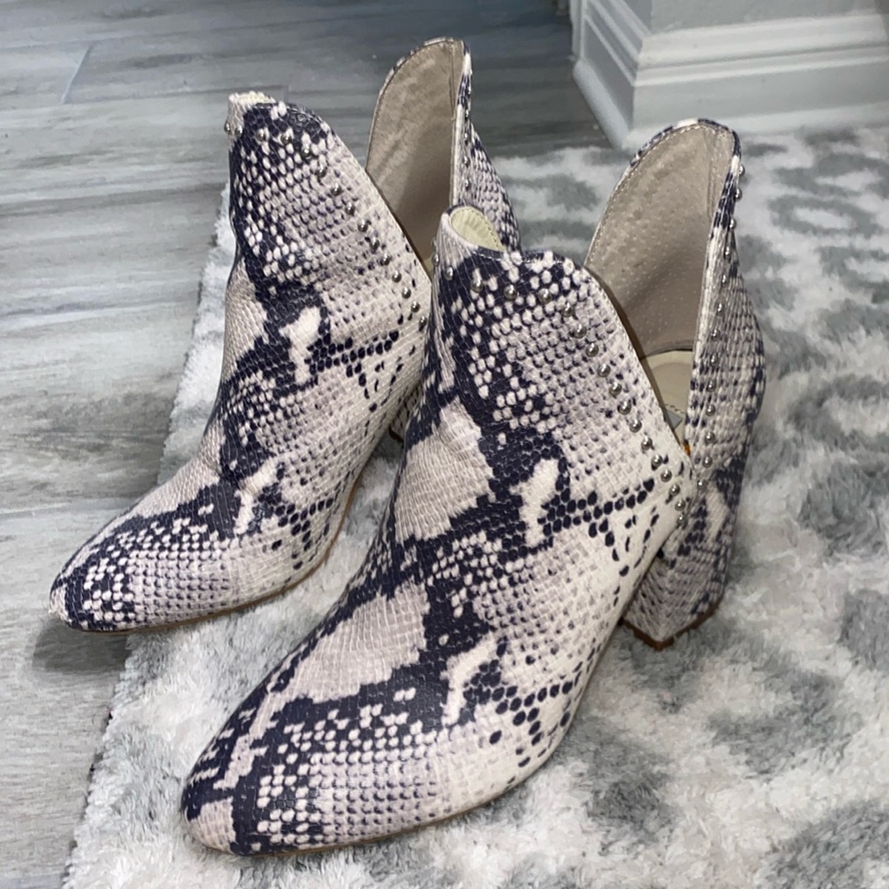 Steve Madden snake skin print booties